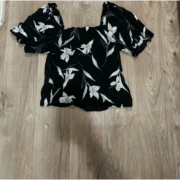 Blouse - Picture 1 of 3